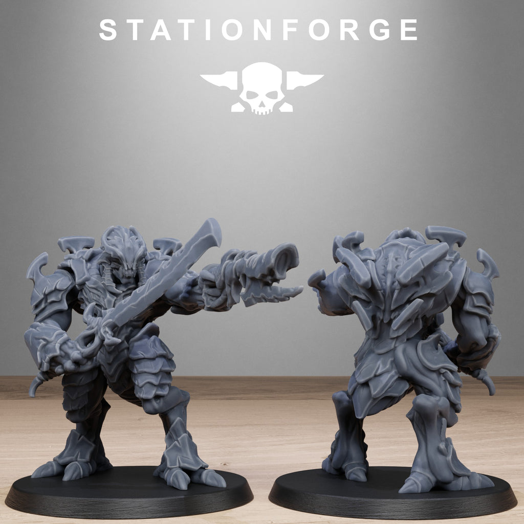 Xenarid Warriors- 10 Tabletop Miniatures, Designed by StationForge with gratis Bases