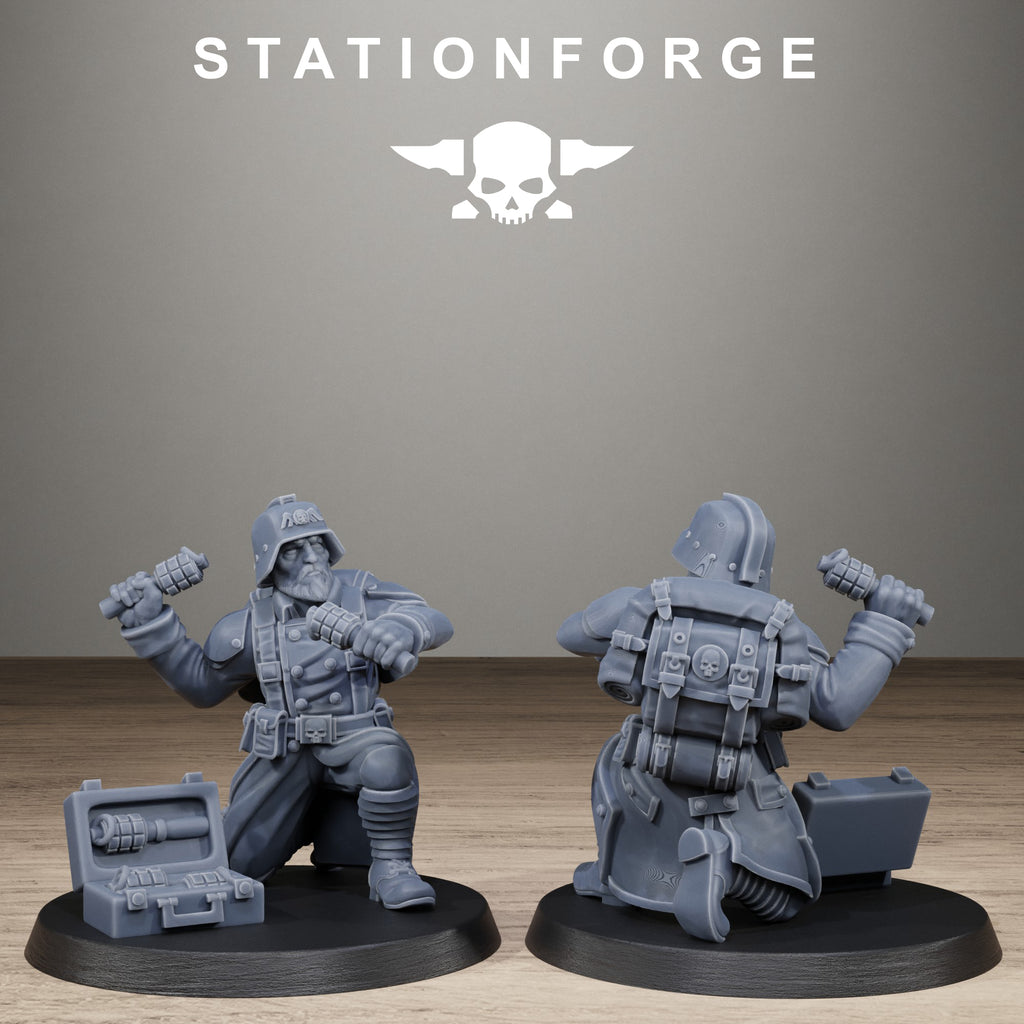 GrimGuard Trench Raiders , 10 Tabletop Miniatures, Designed by StationForge with gratis Bases