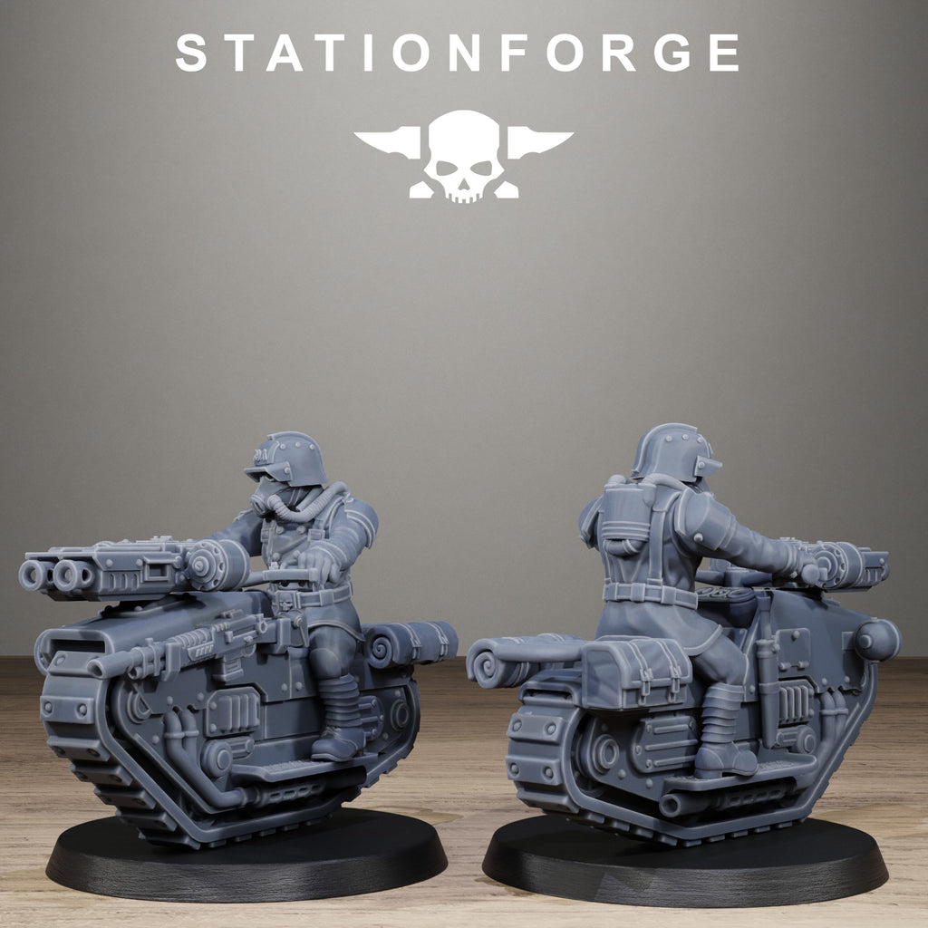 GrimGuard WarTreader, 10 Tabletop Miniatures, Designed by StationForge with gratis Bases