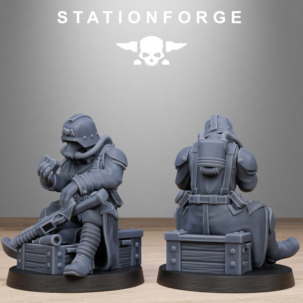 GrimGuard Battlefront- 10Minis, Designed by StationForge with gratis Basis