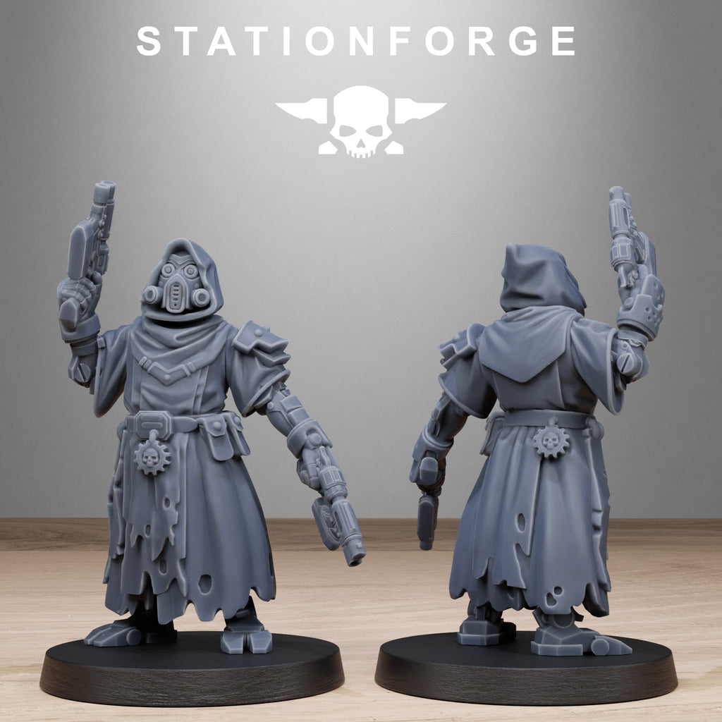 Scavengers Executioners- 10 Tabletop Miniatures, Designed by StationForge with gratis Bases