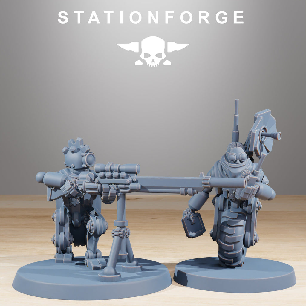 Scavenger Halflings from StationForge/10 Miniatures +Gratis Bases
