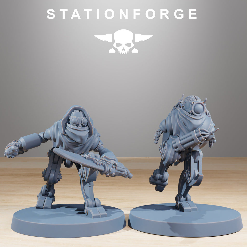 Scavenger Halflings from StationForge/10 Miniatures +Gratis Bases