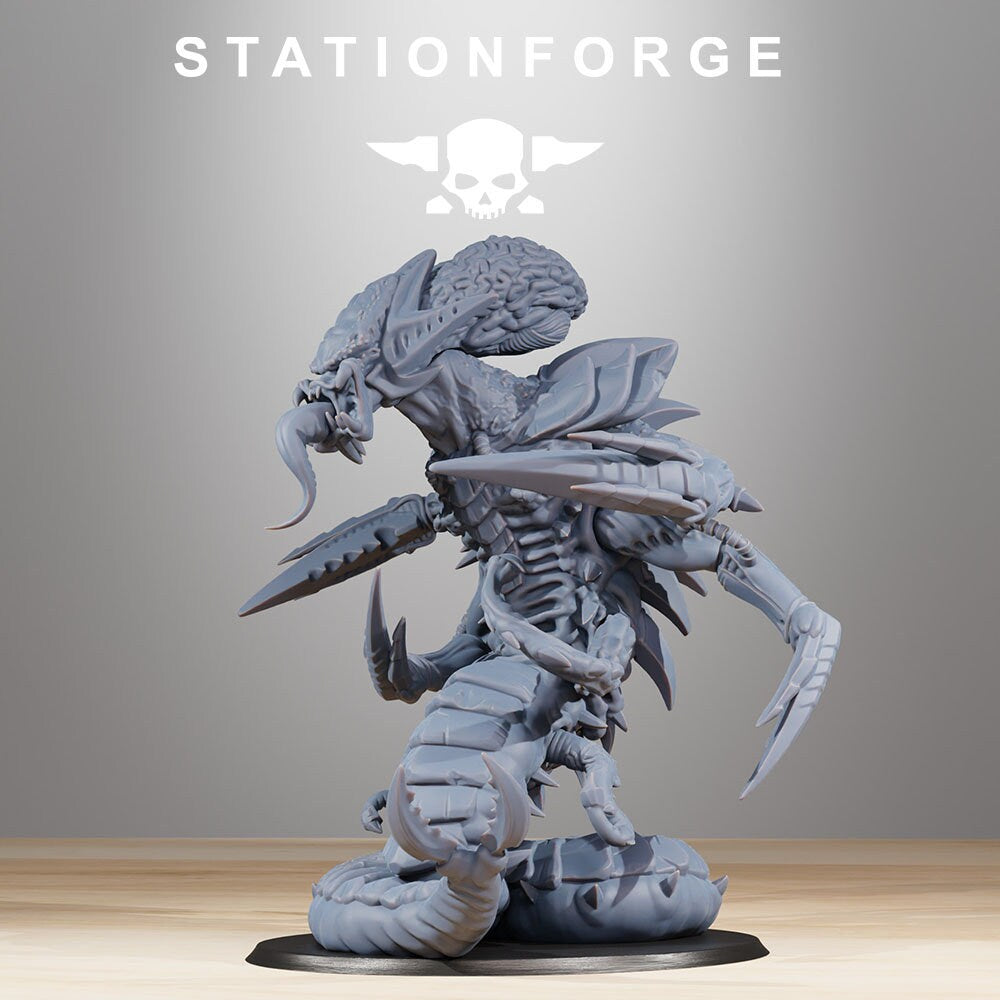 Xenarid Brainiac from StationForge/Wargame Miniature +Gratis Base