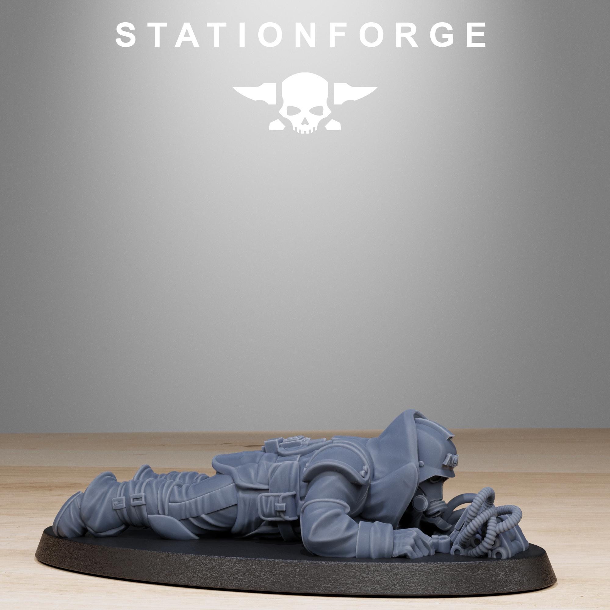 GrimGuard Bomb Squad from StationForge/10 Miniatures +Gratis Bases