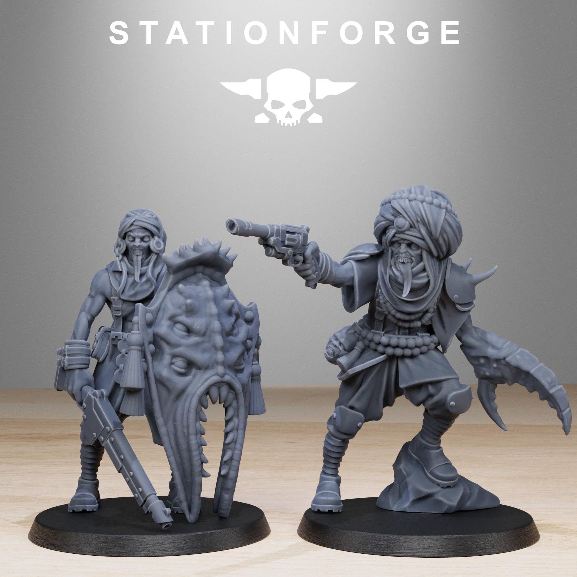 Corrupted Guard Lechers from StationForge/12 Tabletop, Wargame Miniatures +Gratis Bases