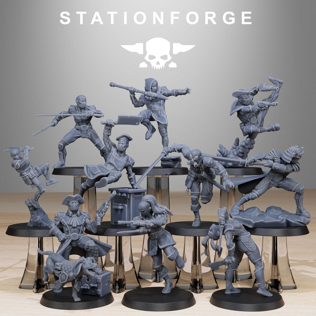 GrimCorp Jesters from StationForge/10 Miniatures +Gratis Bases