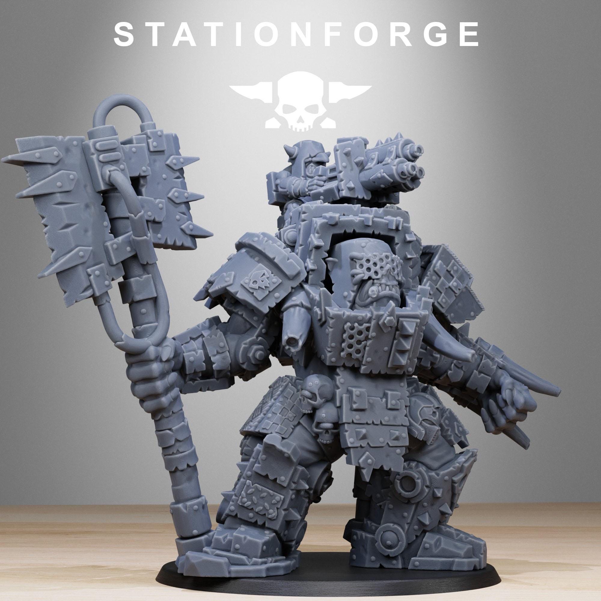 Orkaz Commander from StationForge/Wargame Miniature+ Gratis Base