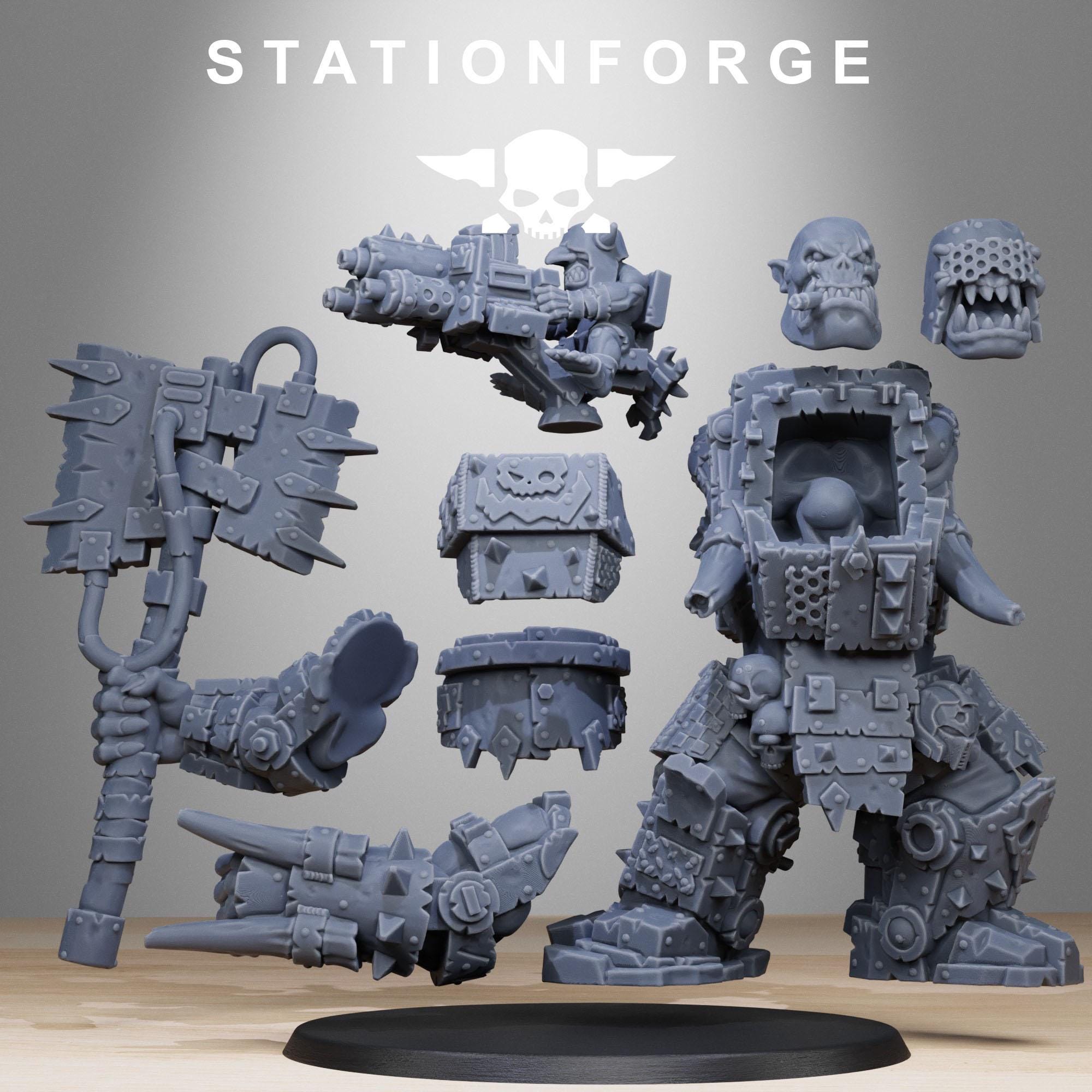 Orkaz Commander from StationForge/Wargame Miniature+ Gratis Base