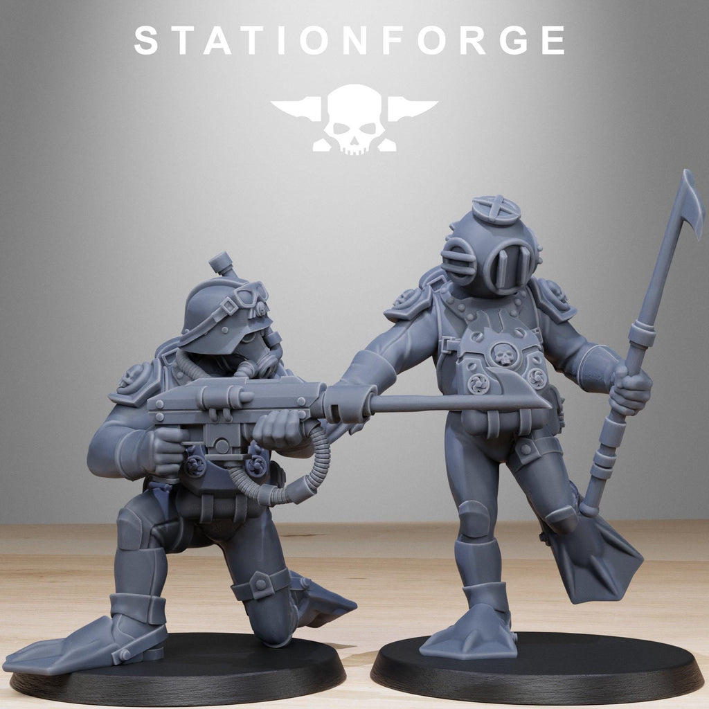 GrimGuard Divers from StationForge/10 Miniatures +Gratis Bases