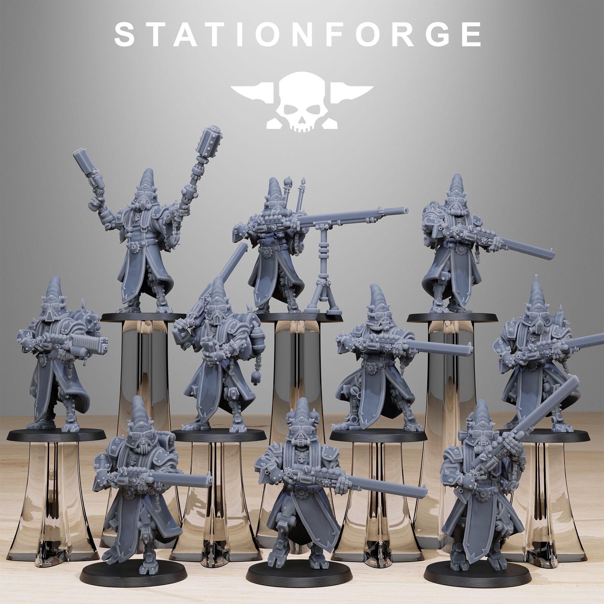 Scavenger Hooded Cultists from StationForge/10 Miniatures +Gratis Bases