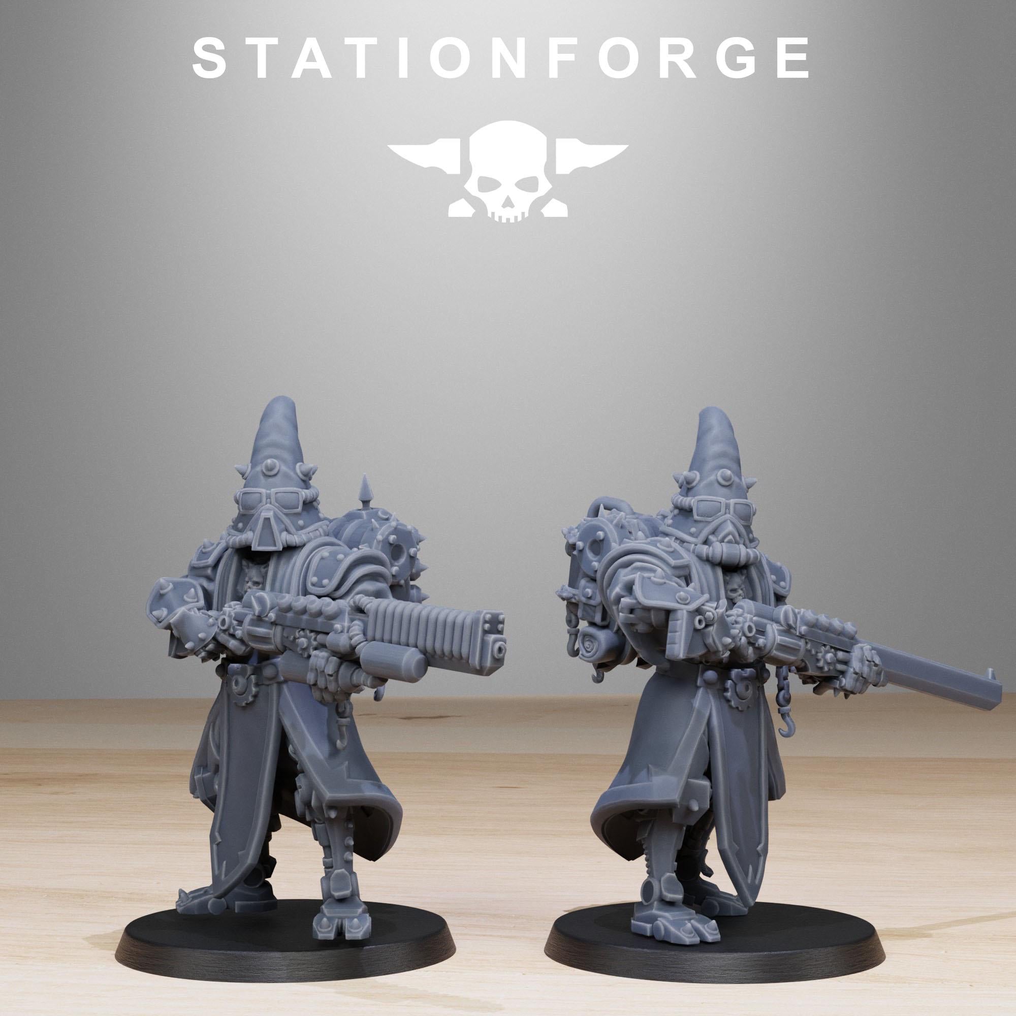 Scavenger Hooded Cultists from StationForge/10 Miniatures +Gratis Bases