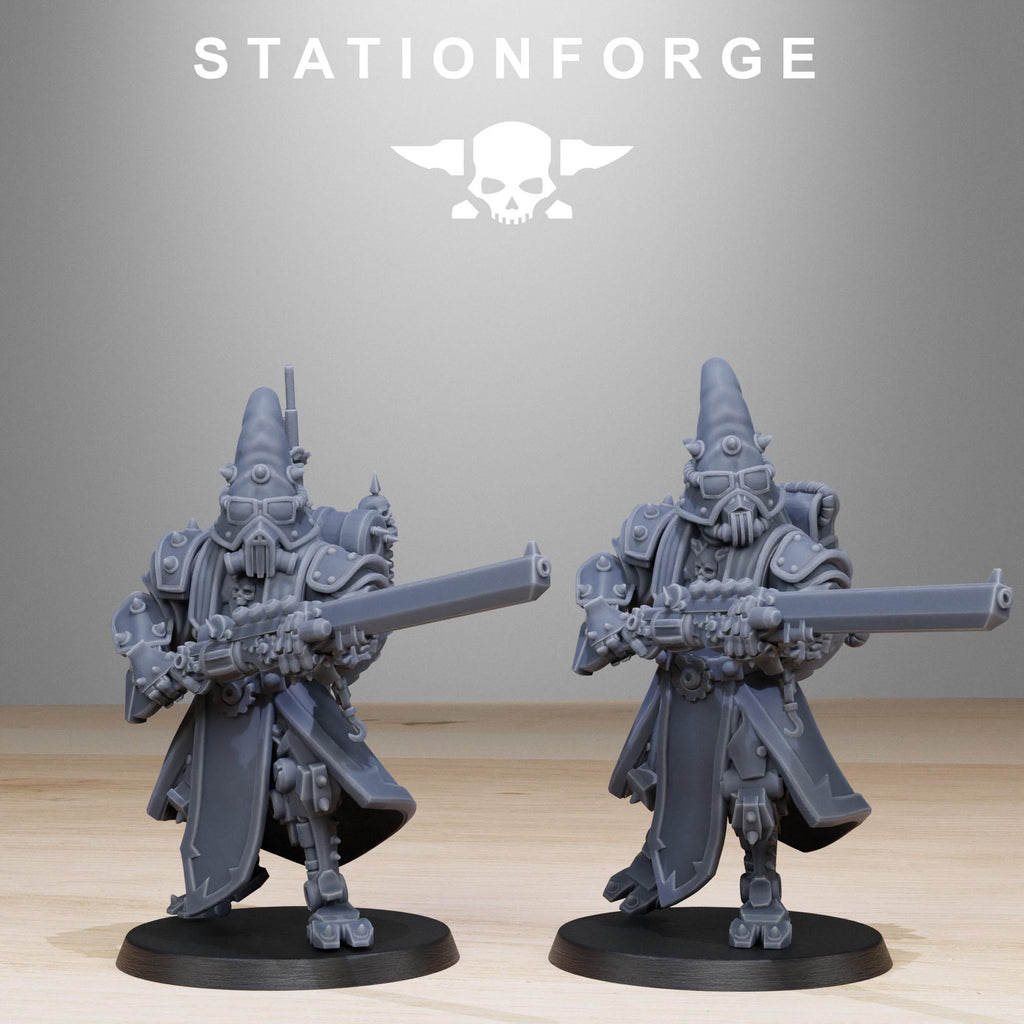 Scavenger Hooded Cultists from StationForge/10 Miniatures +Gratis Bases