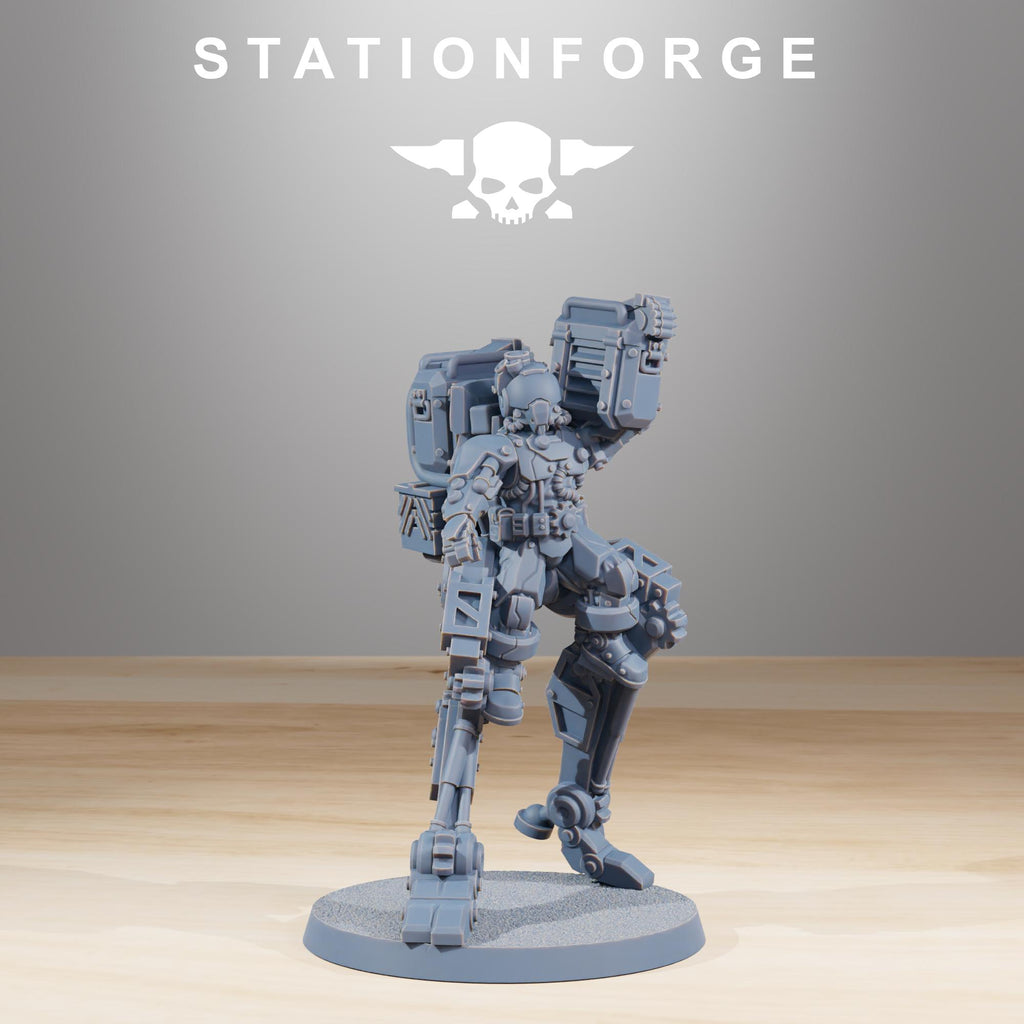 Scavenger Wayfarer from StationForge/10 Miniatures +Gratis Bases