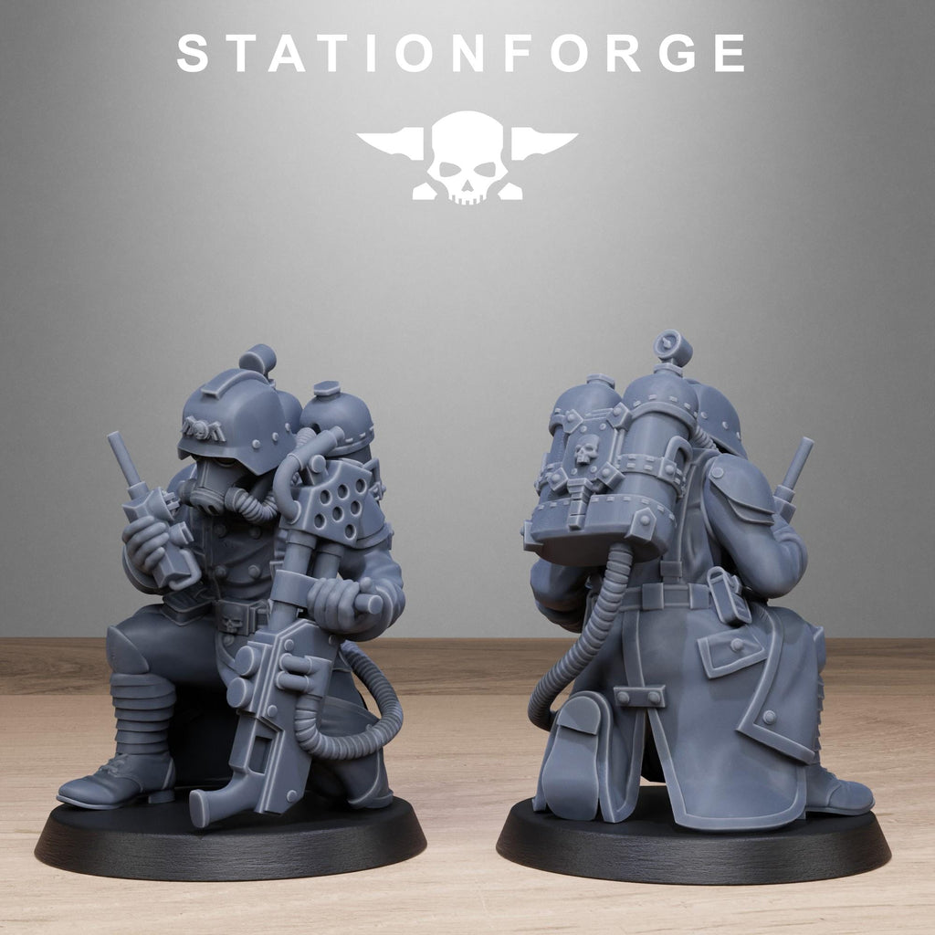 GrimGuard Flamers from StationForge/10 Miniatures +Gratis Bases