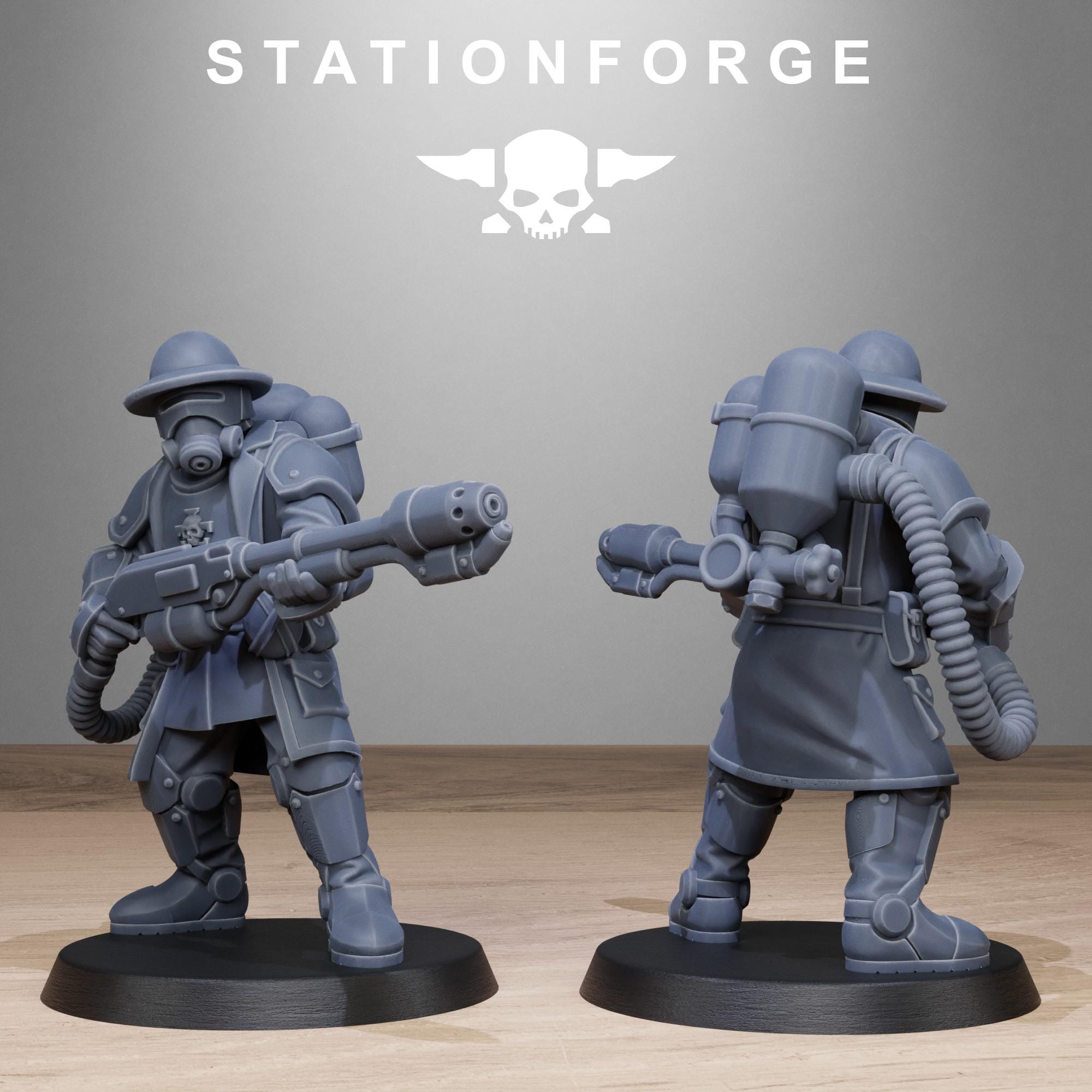 RoyalGuard Enforces from StationForge/10 Miniatures +Gratis Bases