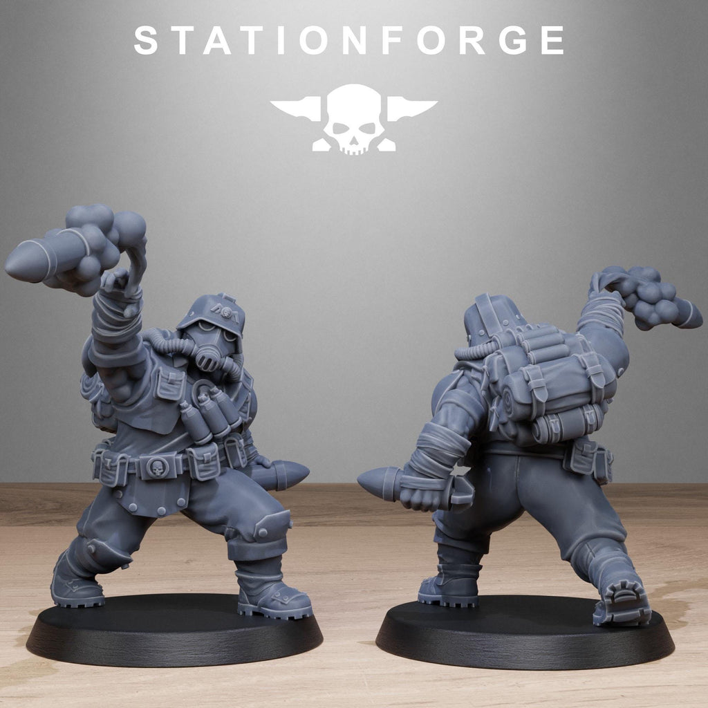 GrimGuard Jungle Fighter Mutants from StationForge/10 Miniatures +Gratis Bases
