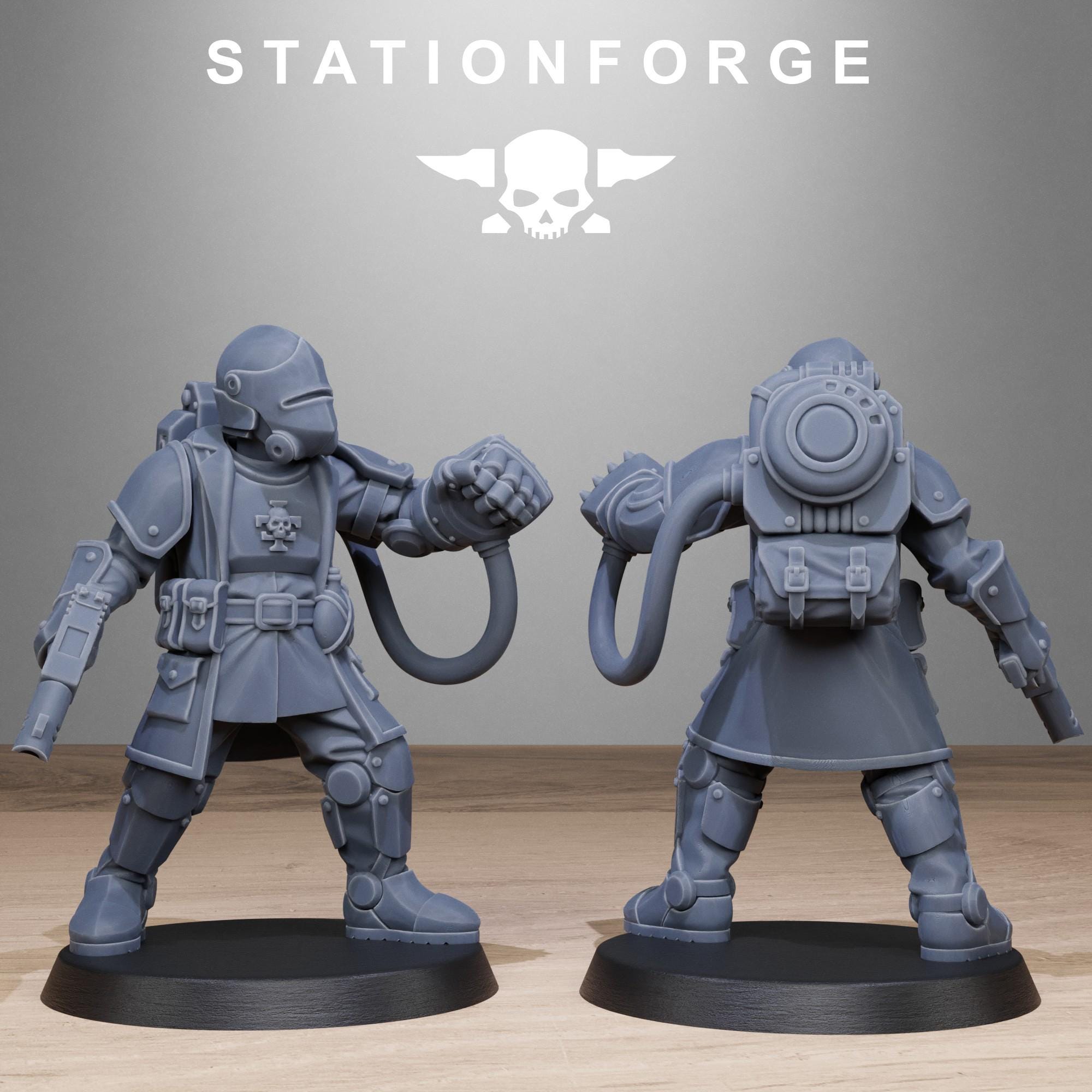 RoyalGuard Enforces from StationForge/10 Miniatures +Gratis Bases