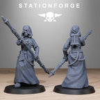 Scavenger Sister Priests from StationForge/10 Wargame Miniatures +Gratis Bases