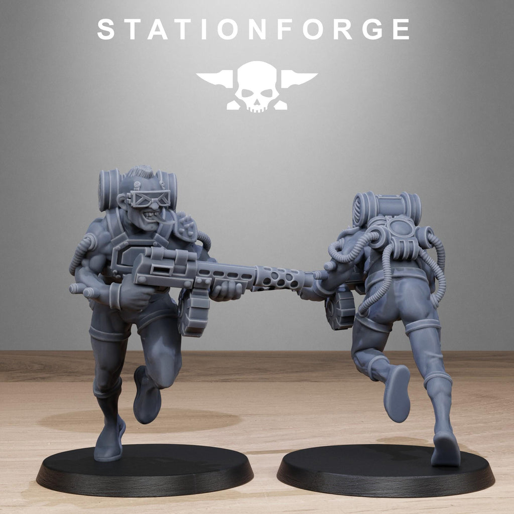 Corrupted Guard Abhumans from StationForge/10 Wargame Miniatures +Gratis Bases