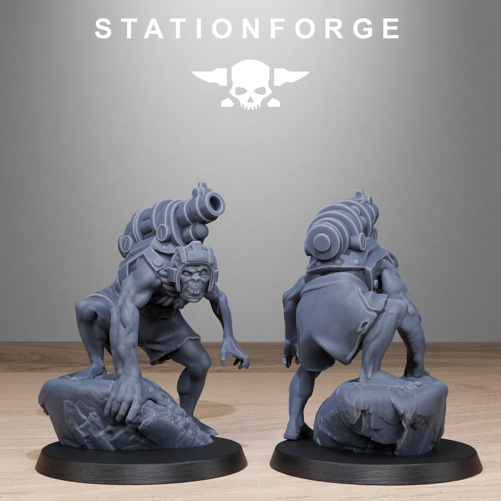 Corrupted Guard Abhumans from StationForge/10 Wargame Miniatures +Gratis Bases
