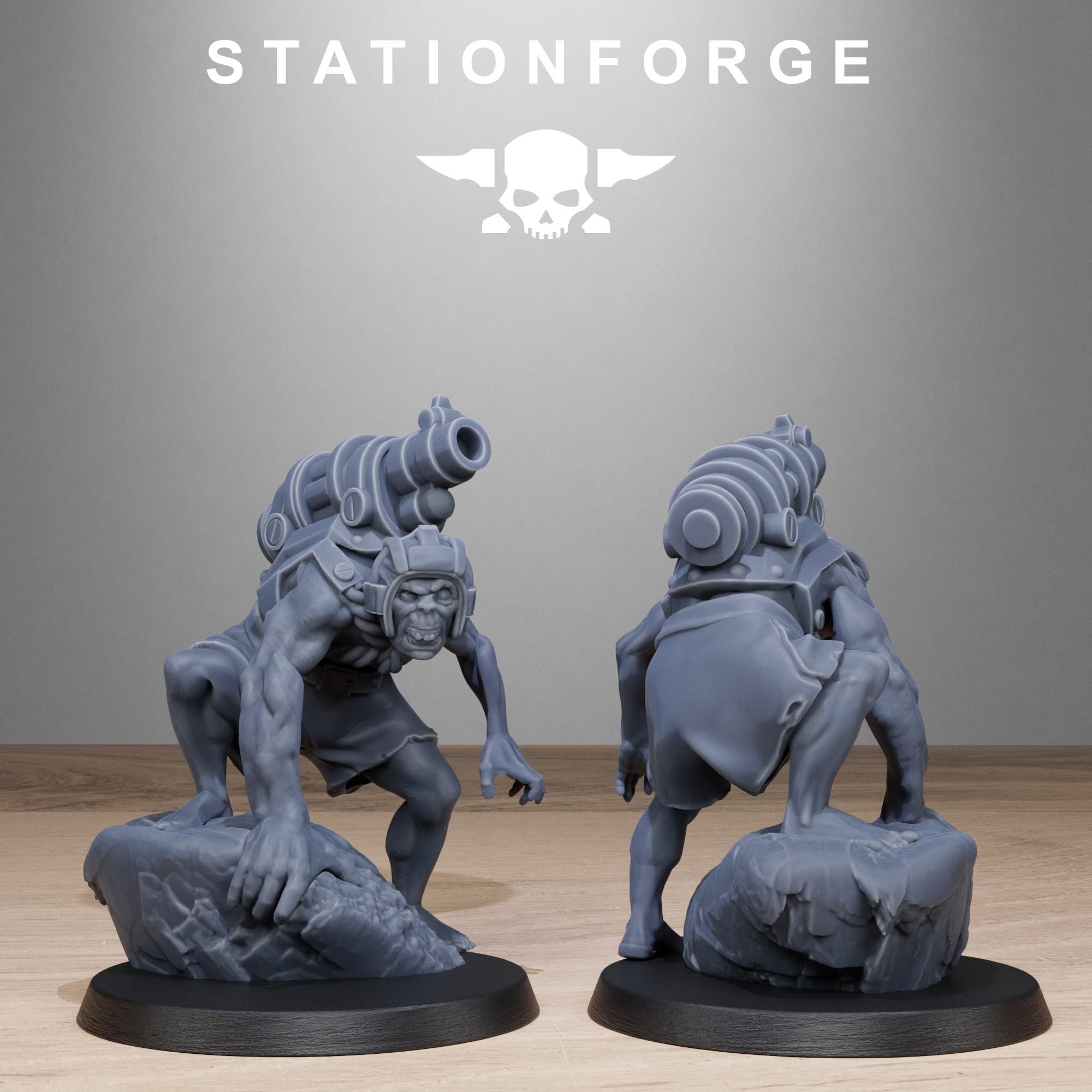 Corrupted Guard Abhumans from StationForge/10 Wargame Miniatures +Gratis Bases