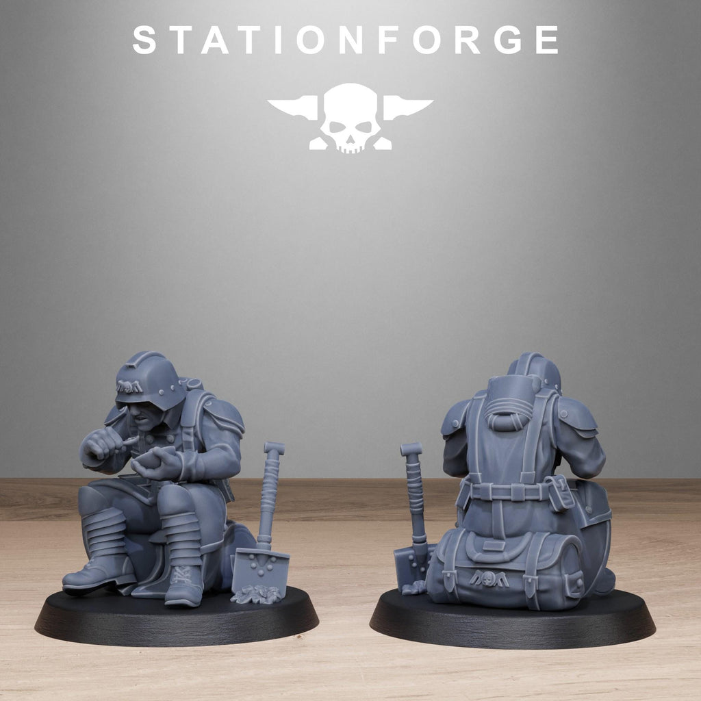 GrimGuard Chill Squad from StationForge/10 Tabletop Miniatures +Gratis Bases