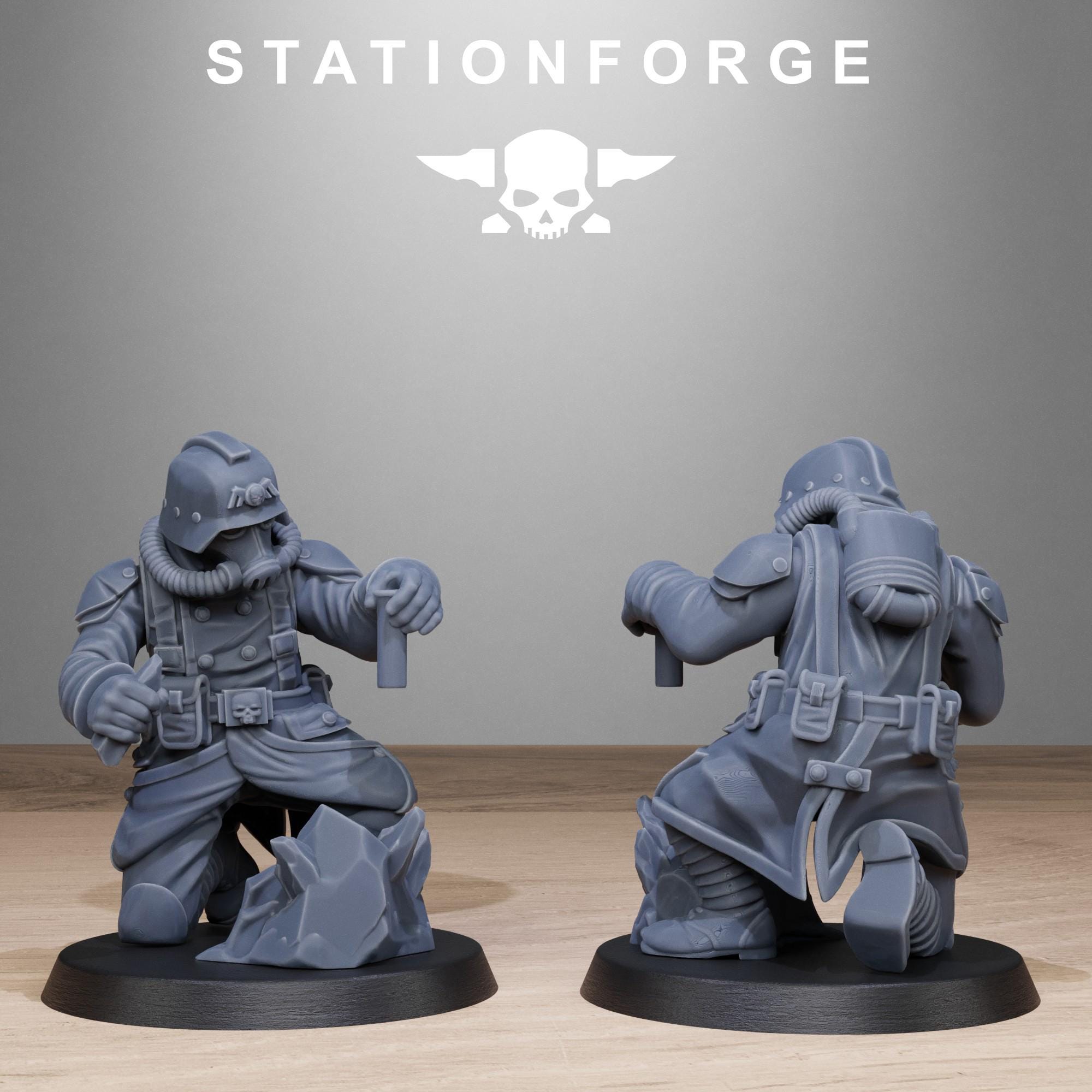 GrimGuard Radioactive Mutants from StationForge/10 Wargame Miniatures +Gratis Bases