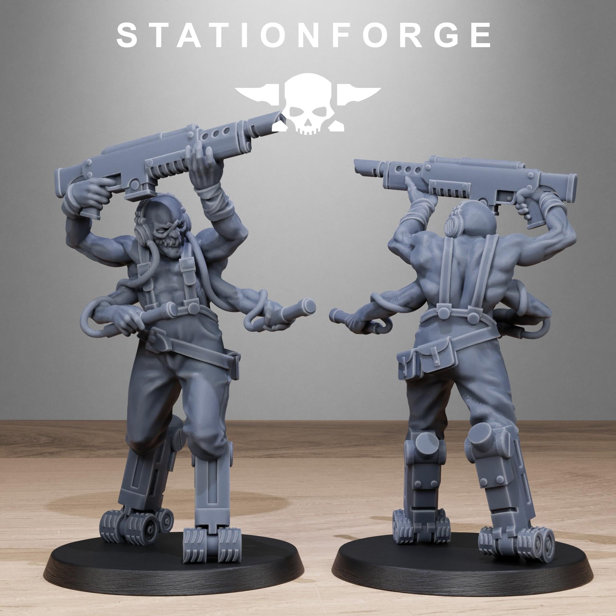 Corrupted Guard Abhumans from StationForge/10 Wargame Miniatures +Gratis Bases
