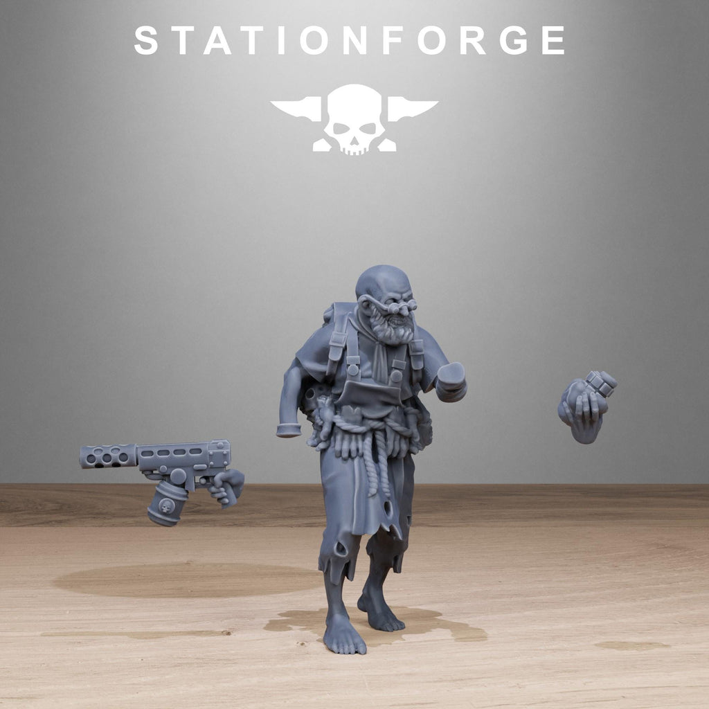 Corrupted Guard Abhumans from StationForge/10 Wargame Miniatures +Gratis Bases