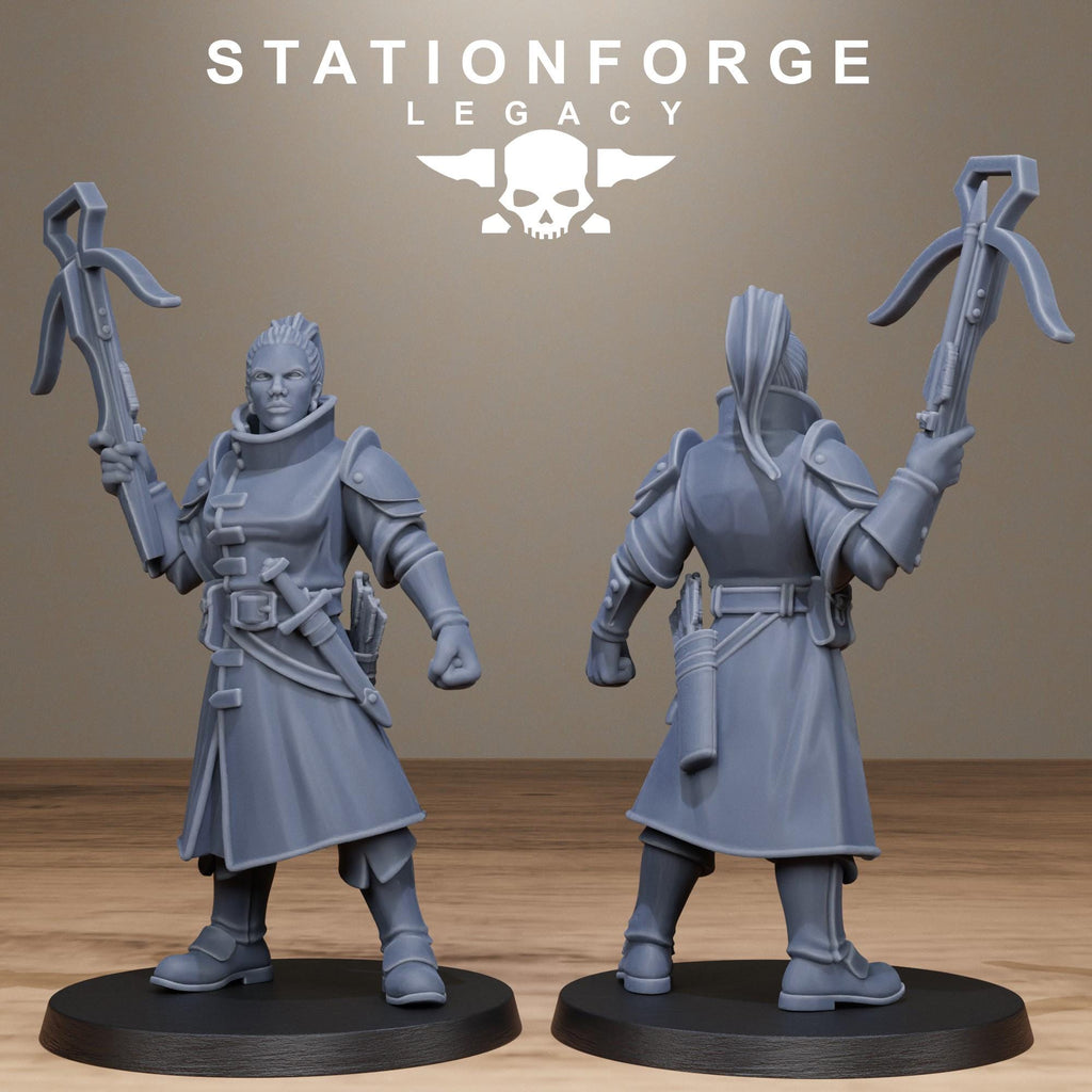 Thorncrest Trackers from StationForgeLegacy/10 Miniatures +Gratis Bases