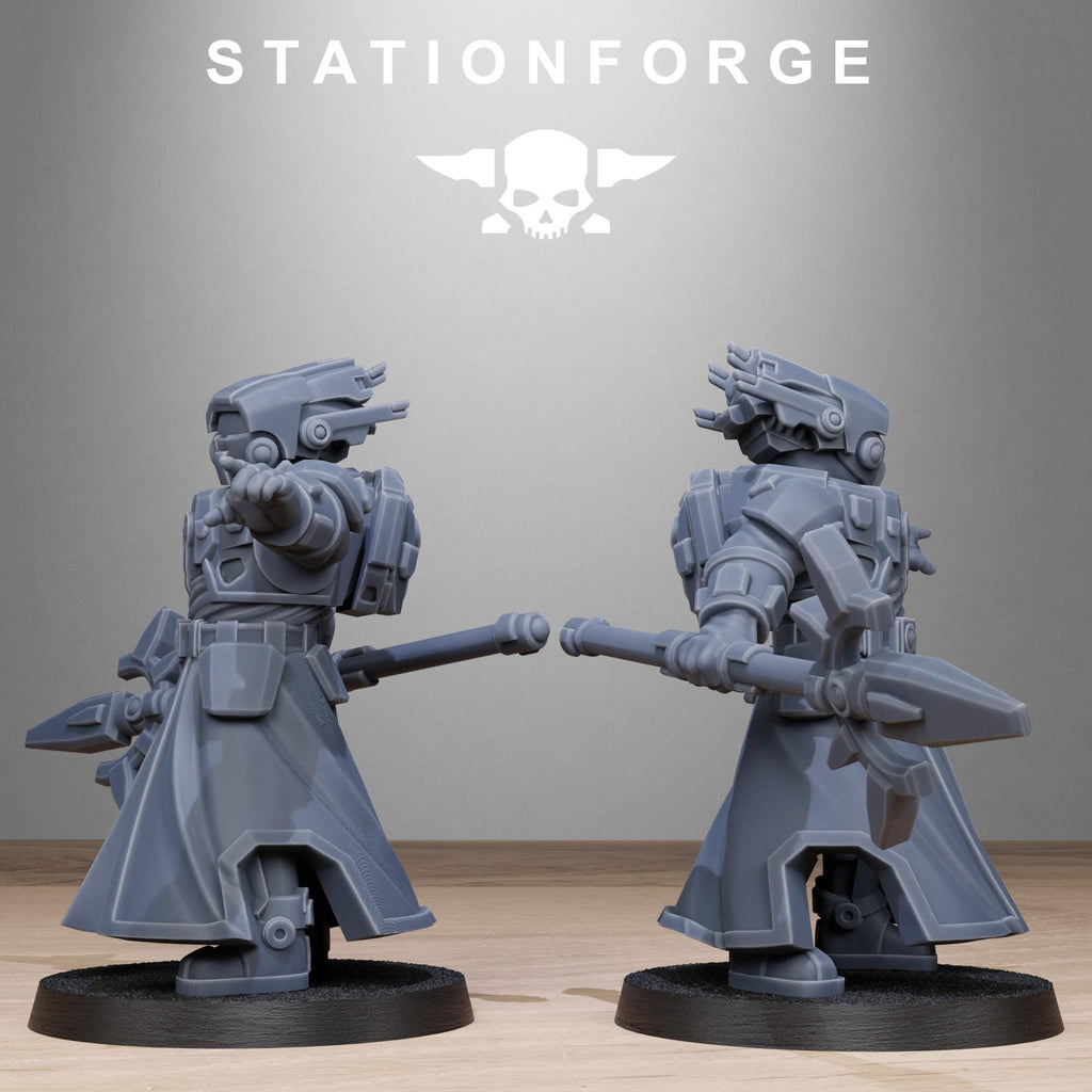 Tarion Priests from StationForge/10 Miniatures +Gratis Bases