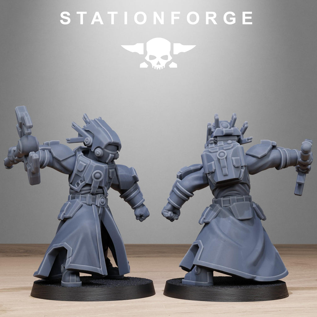 Tarion Priests from StationForge/10 Miniatures +Gratis Bases