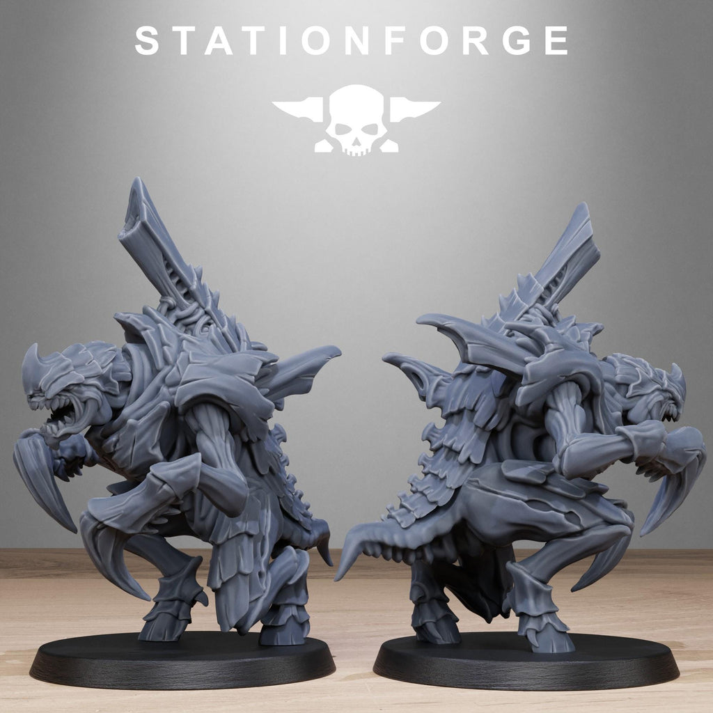 Xenarid Karnyxes from StationForge/10 Miniatures +Gratis Bases