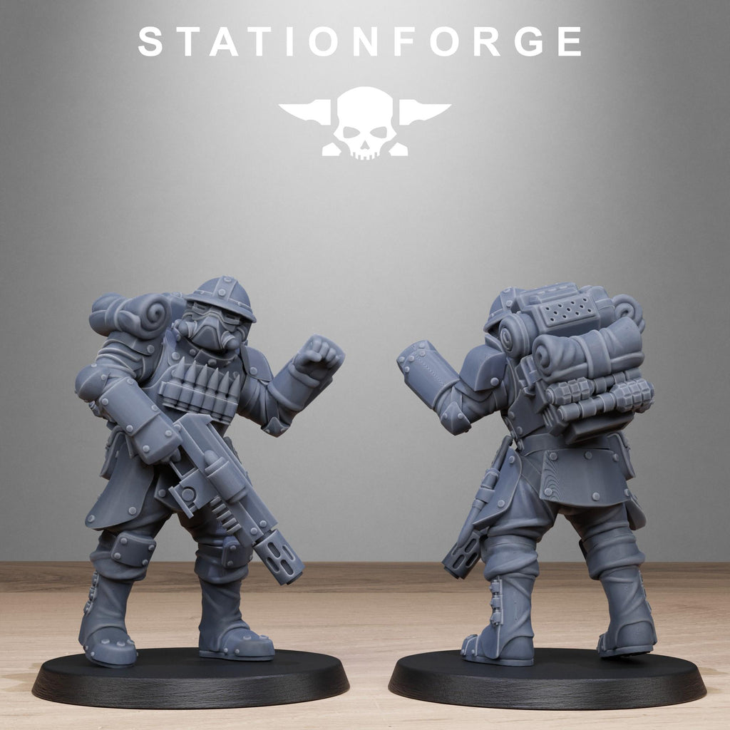 RoyalGuard Bastioners from StationForge/10 Miniatures +Gratis Bases