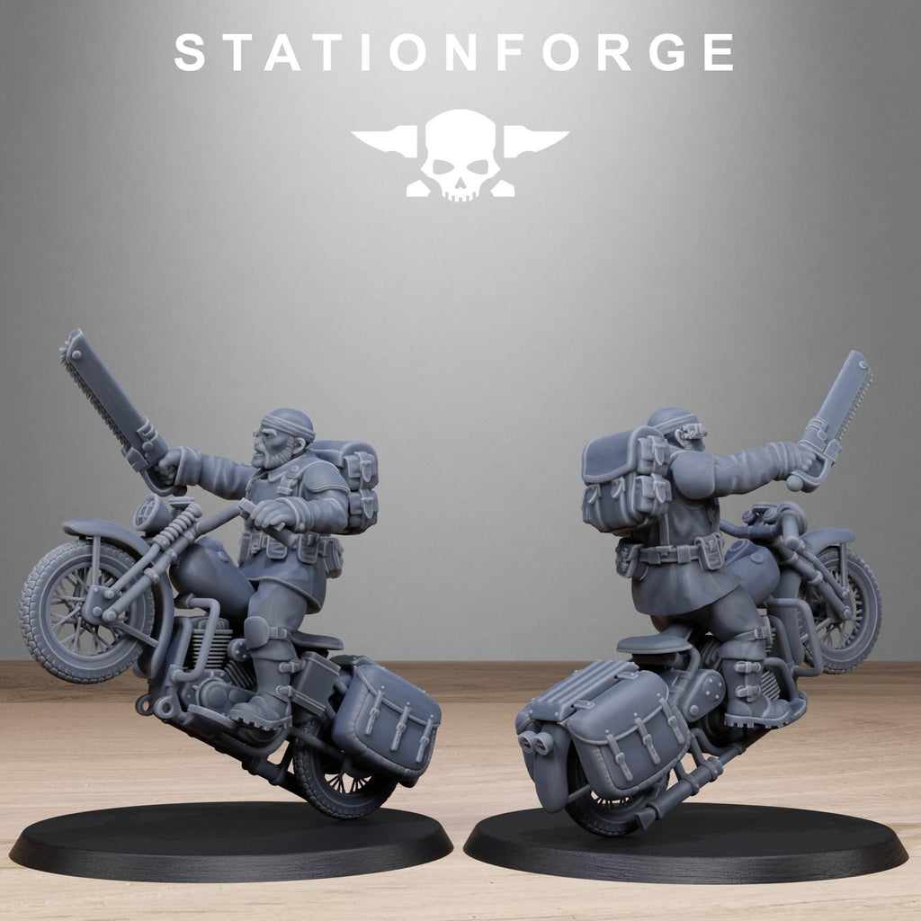 FreeGuard Bikers from StationForge/10 Tabletop, Wargame Miniatures +Gratis Bases