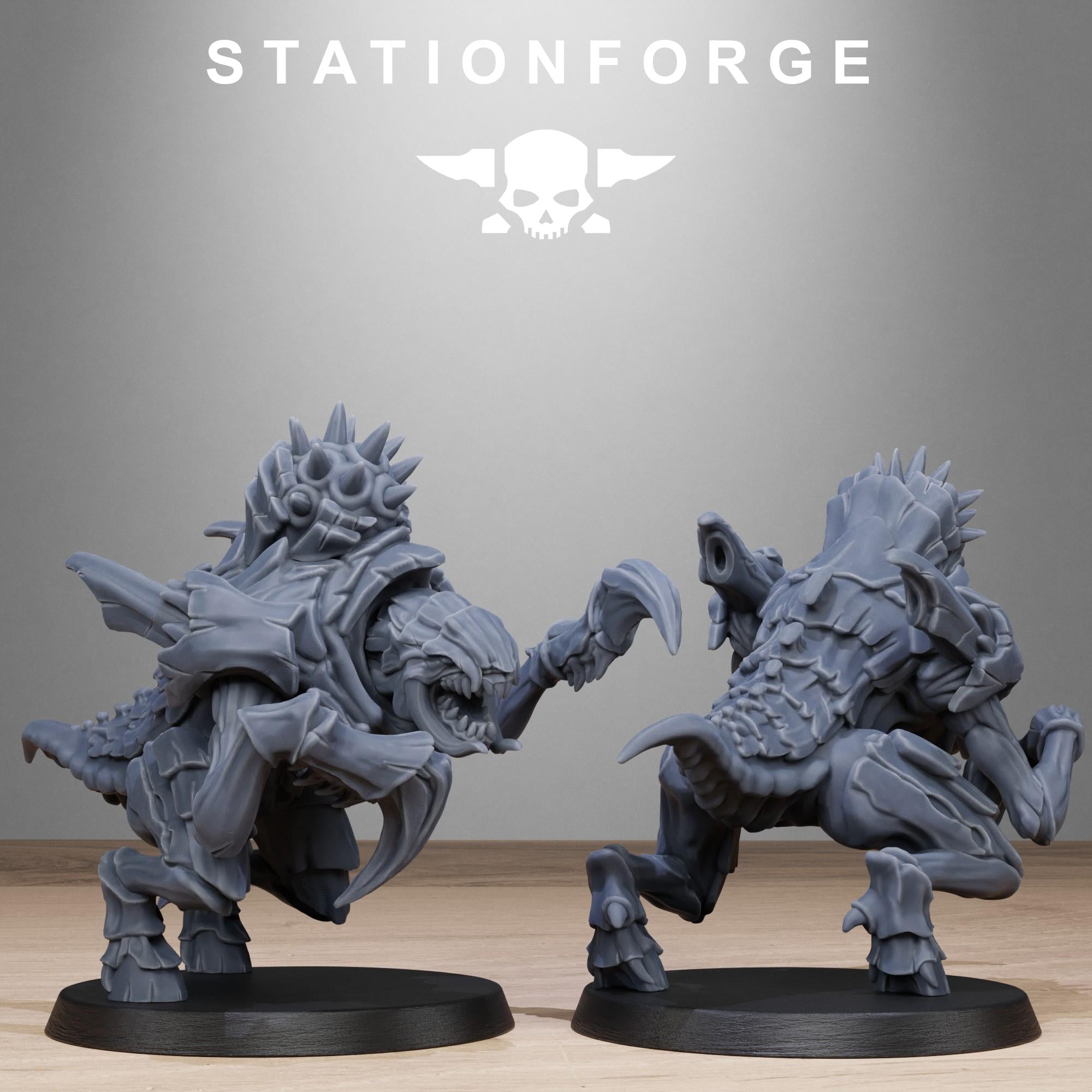 Xenarid Karnyxes from StationForge/10 Miniatures +Gratis Bases
