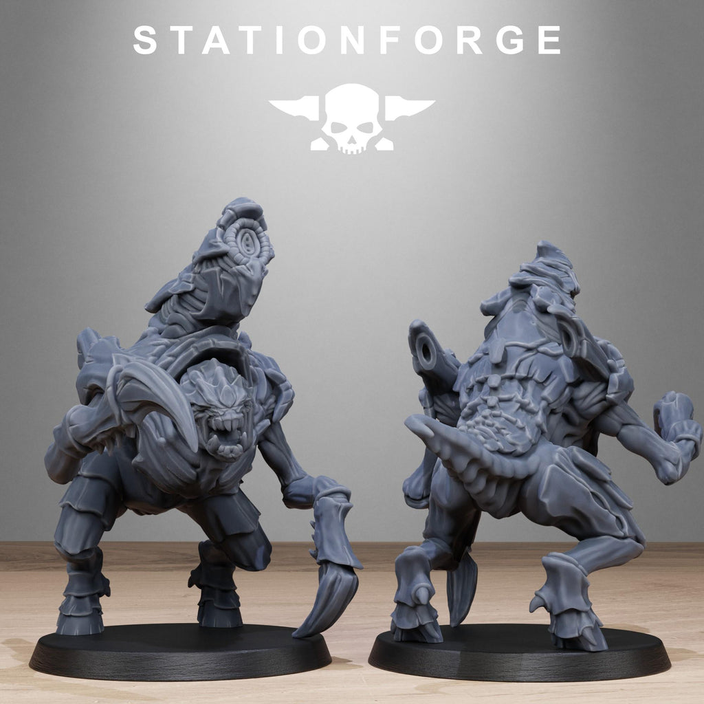 Xenarid Karnyxes from StationForge/10 Miniatures +Gratis Bases