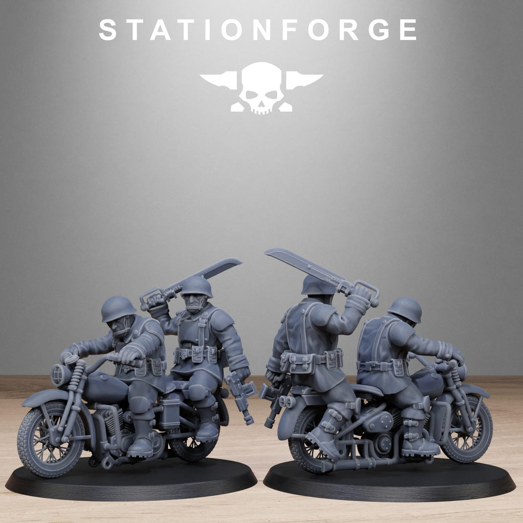 FreeGuard Bikers from StationForge/10 Tabletop, Wargame Miniatures +Gratis Bases