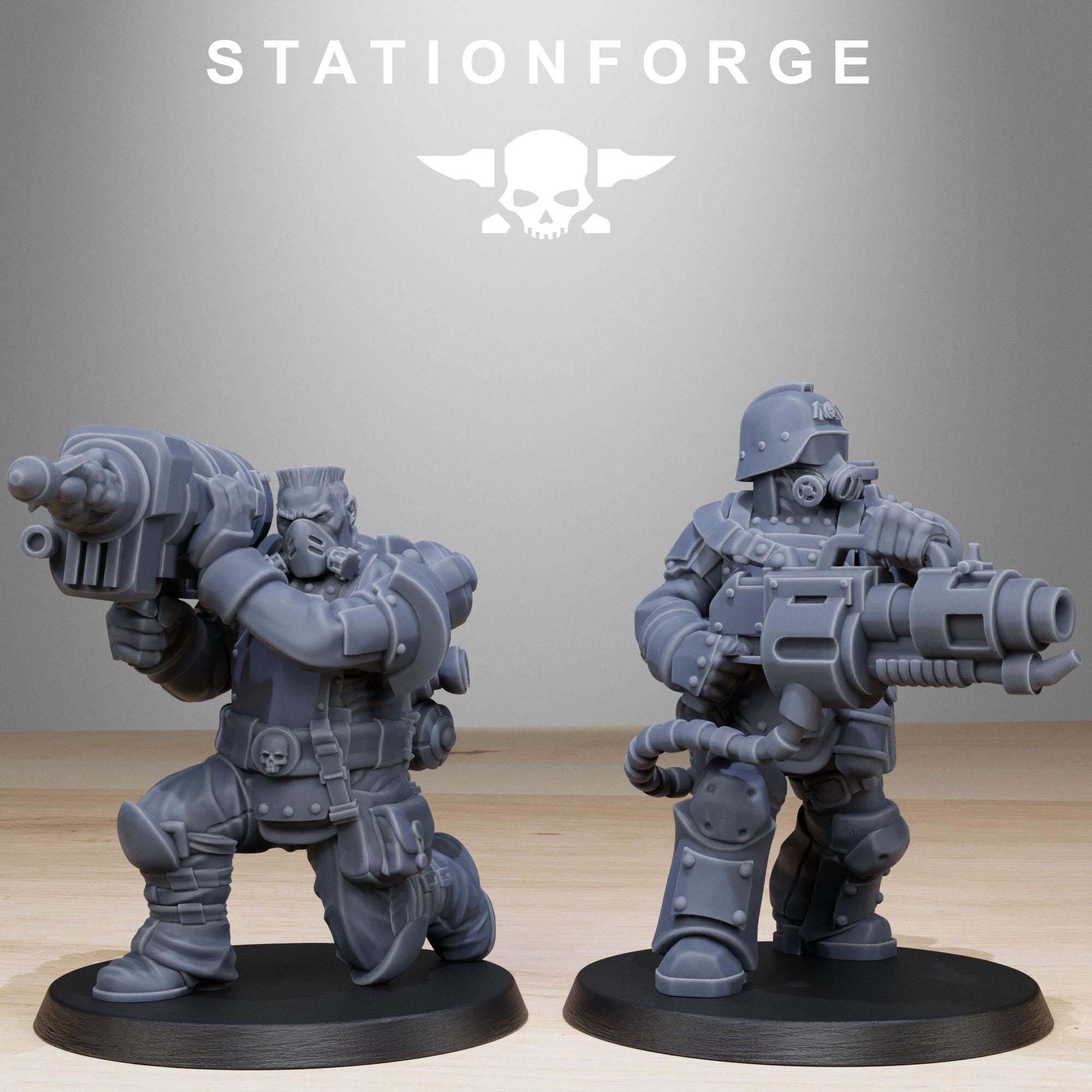 GrimGuard Armored Squad  from StationForge/10 Miniatures +Gratis Bases